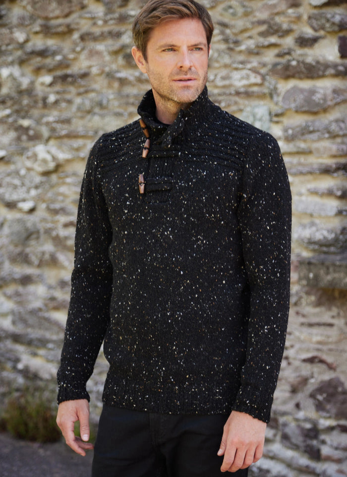 Fisherman Men's Toggle Button Jumper in Raven FDZ23M