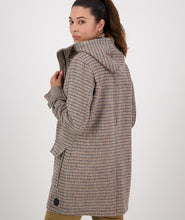Load image into Gallery viewer, Women&#39;s Swanndri Annemore Wool Overcoat &#39;Society Check&#39;
